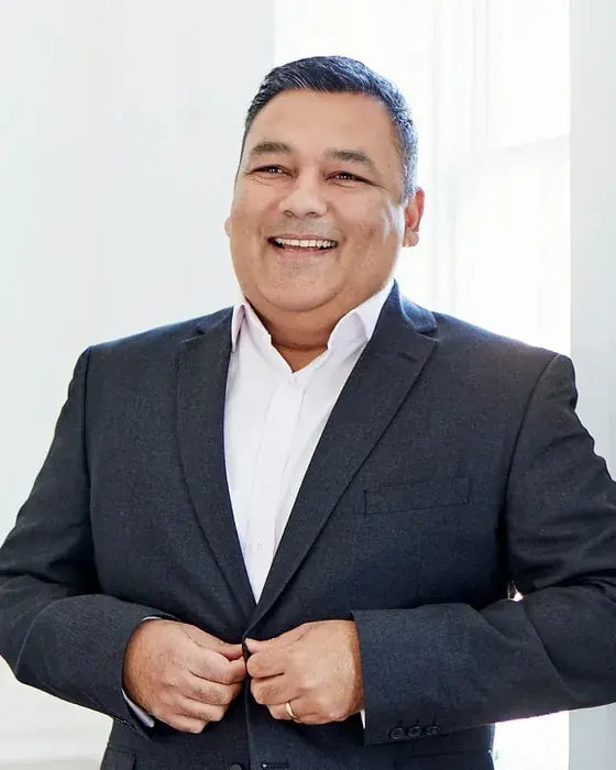Amar Mehta, Senior Associate, Solicitor